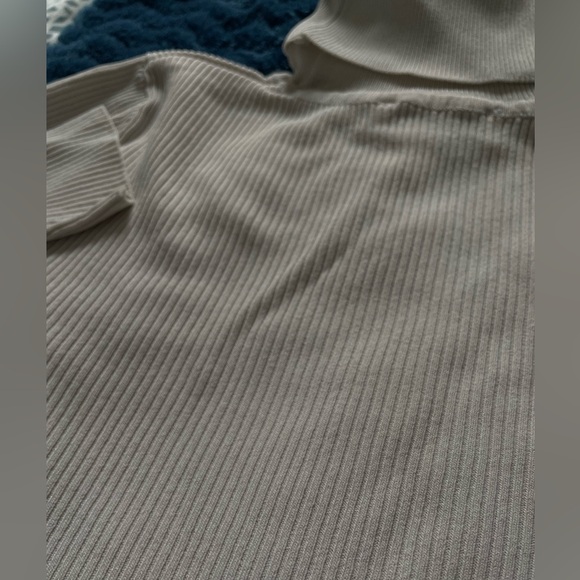 beige turtlneck zara - Picture 3 of 3